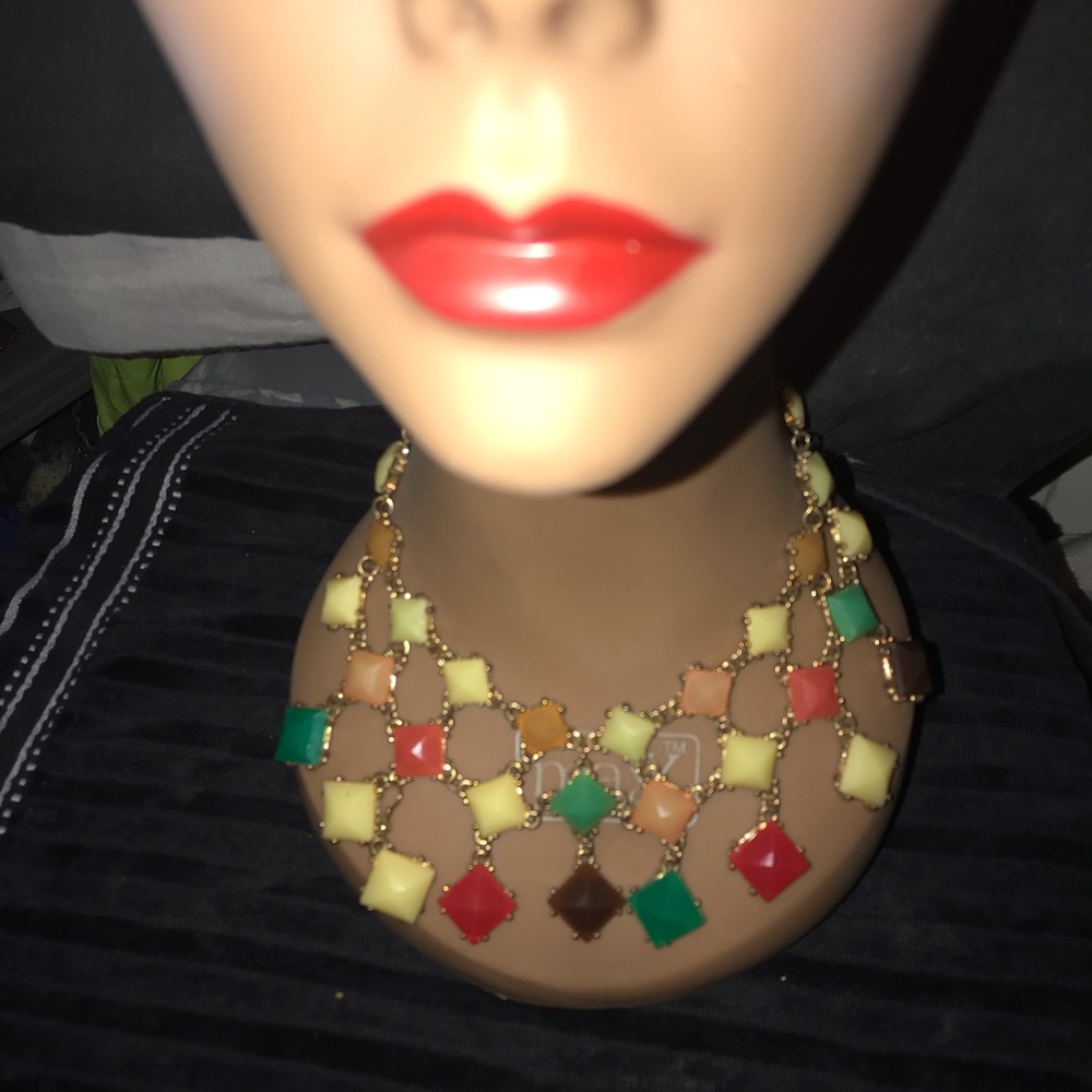Necklace - Picture 3 of 6